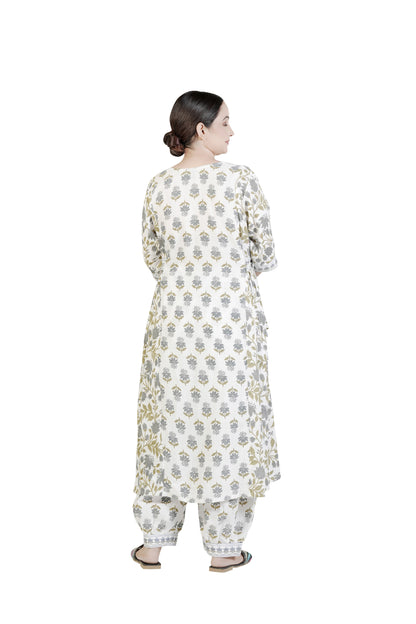 Tatav by Sri Safed Ishq Viscose Printed A Line 3 Piece Suit